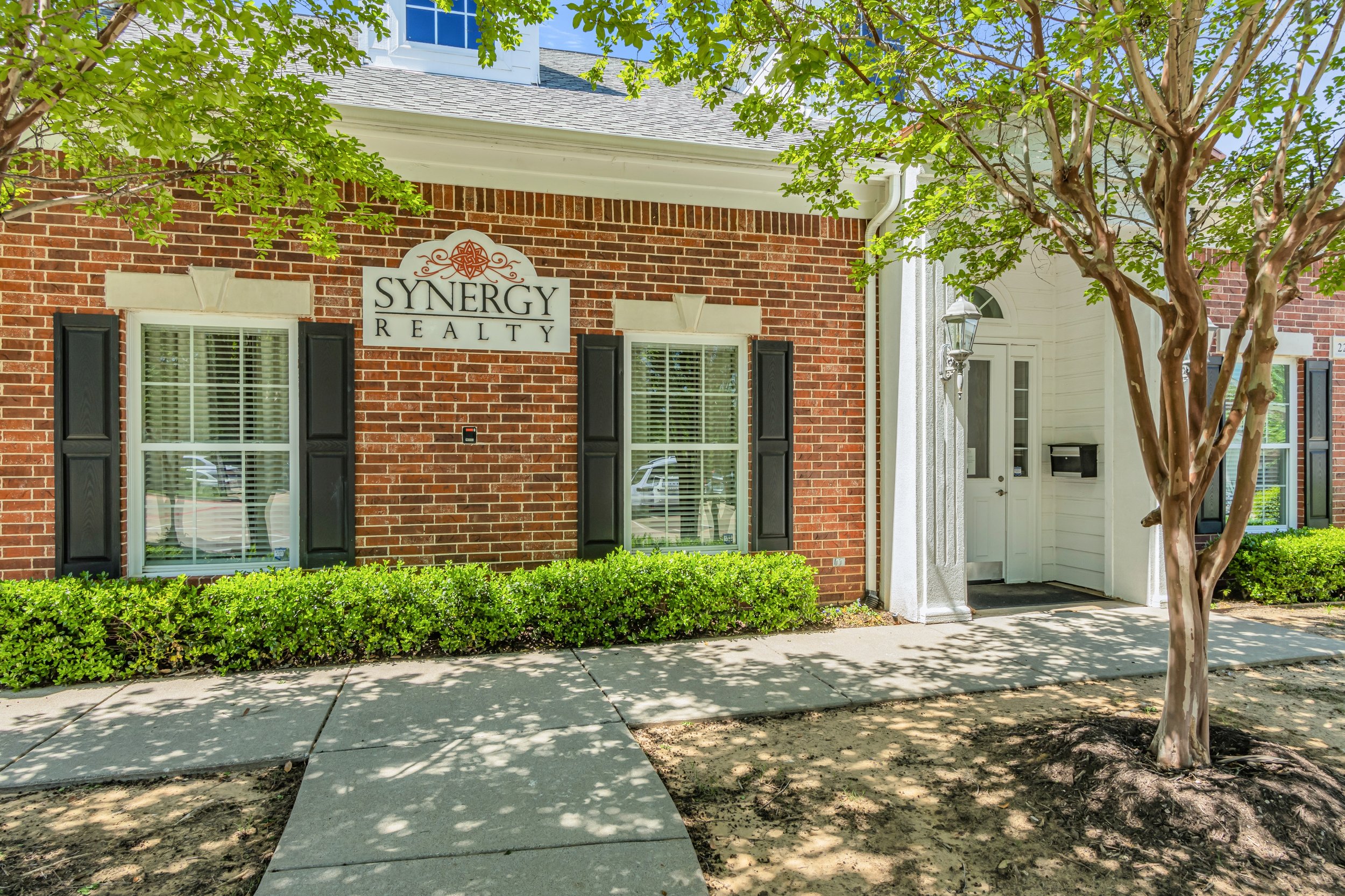 Synergy Realty office interior, photo 3