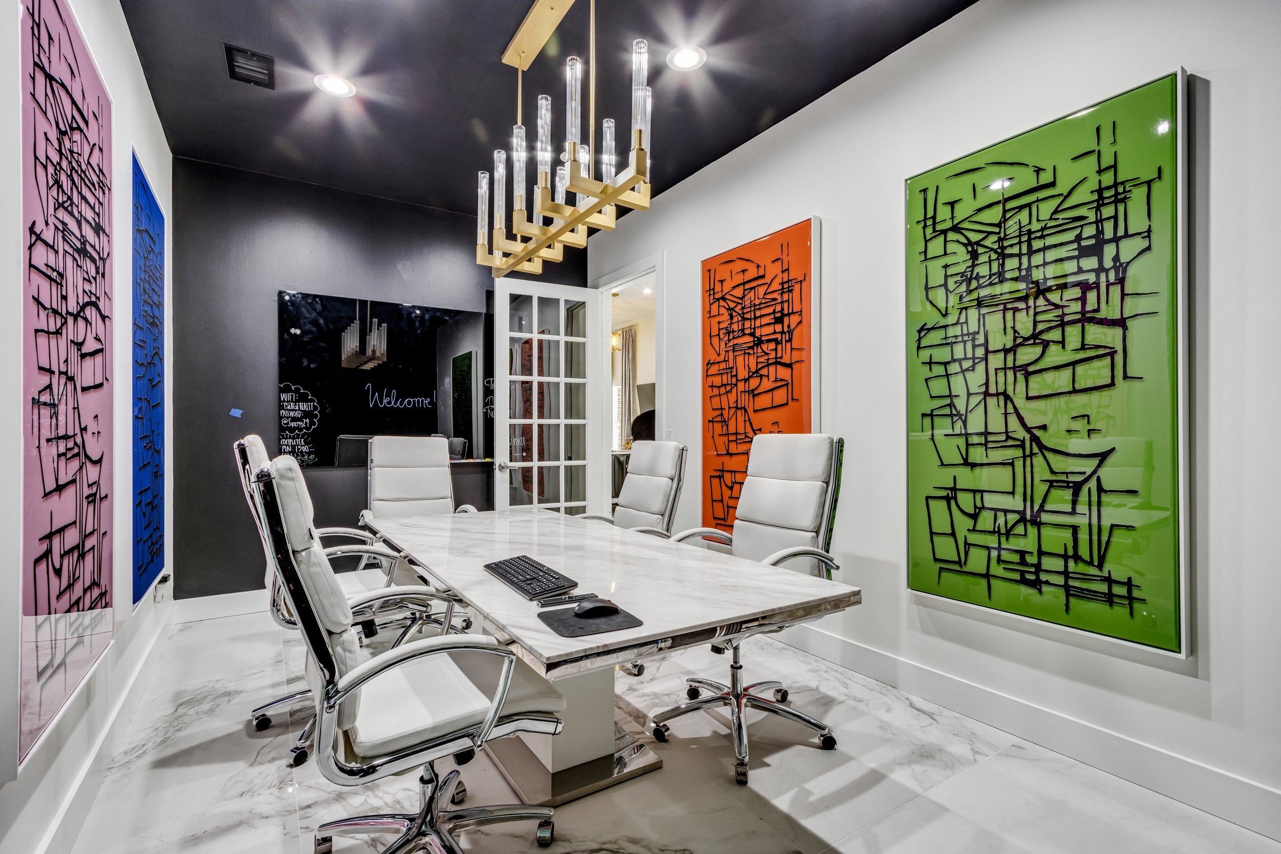 Synergy Realty office interior, photo 12