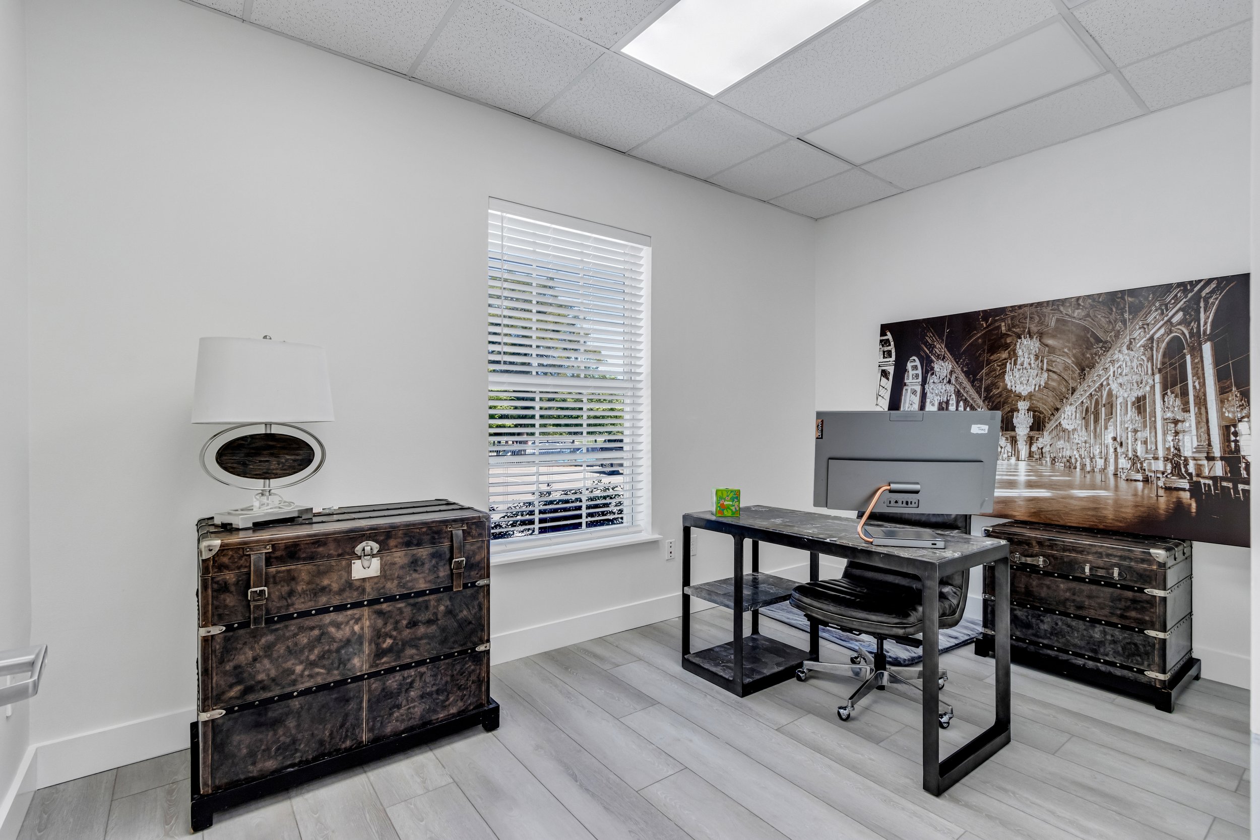 Synergy Realty office interior, photo 20
