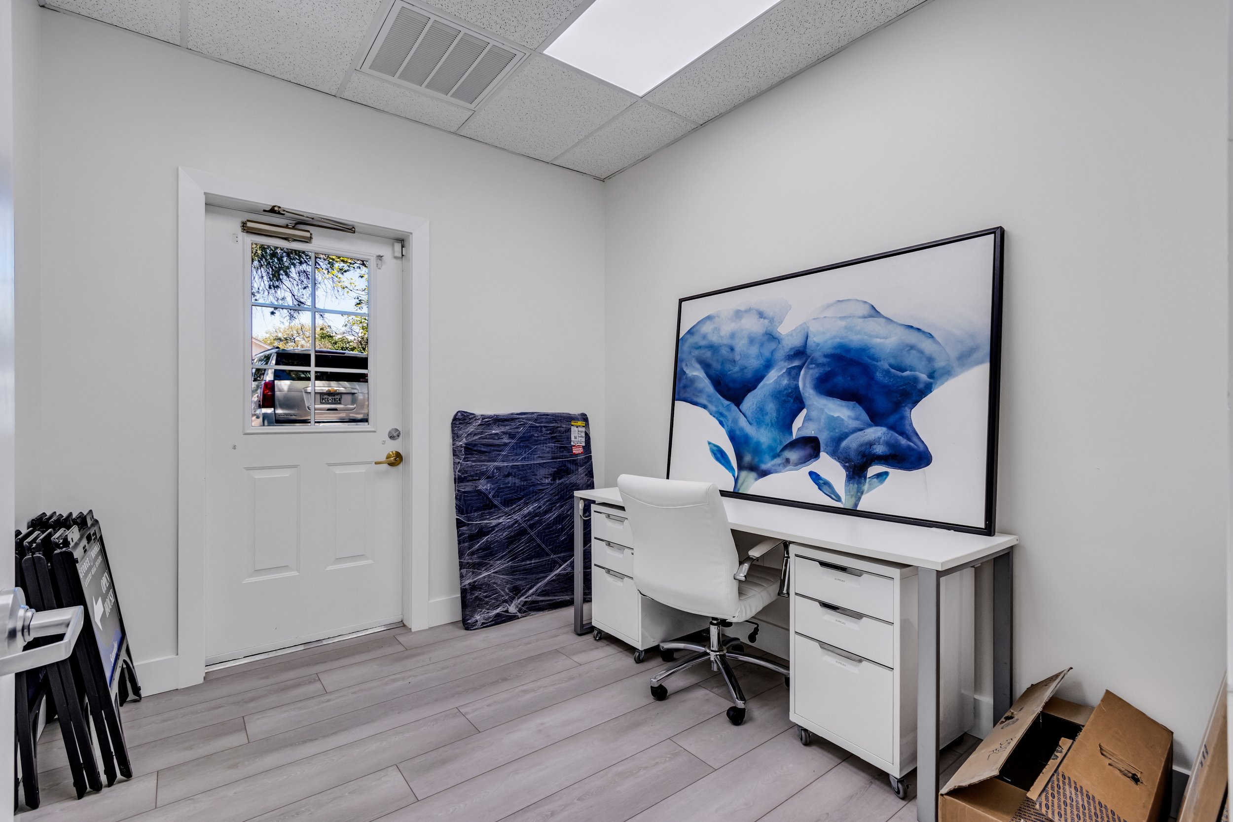 Synergy Realty office interior, photo 23
